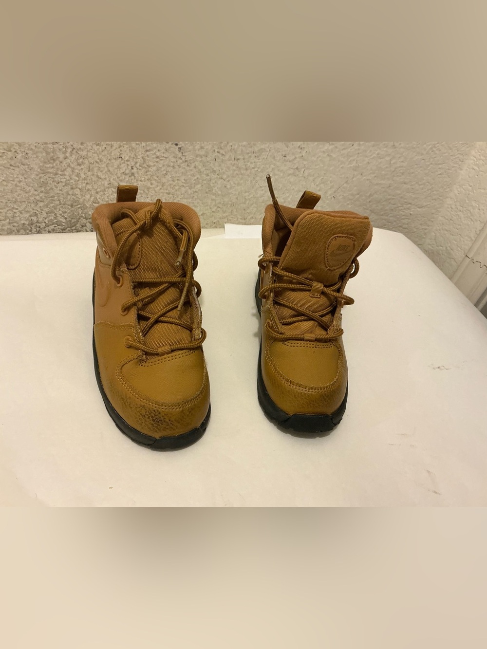 Nike Kids' Tan/Brown High-Top Boots - Picture 2 of 7